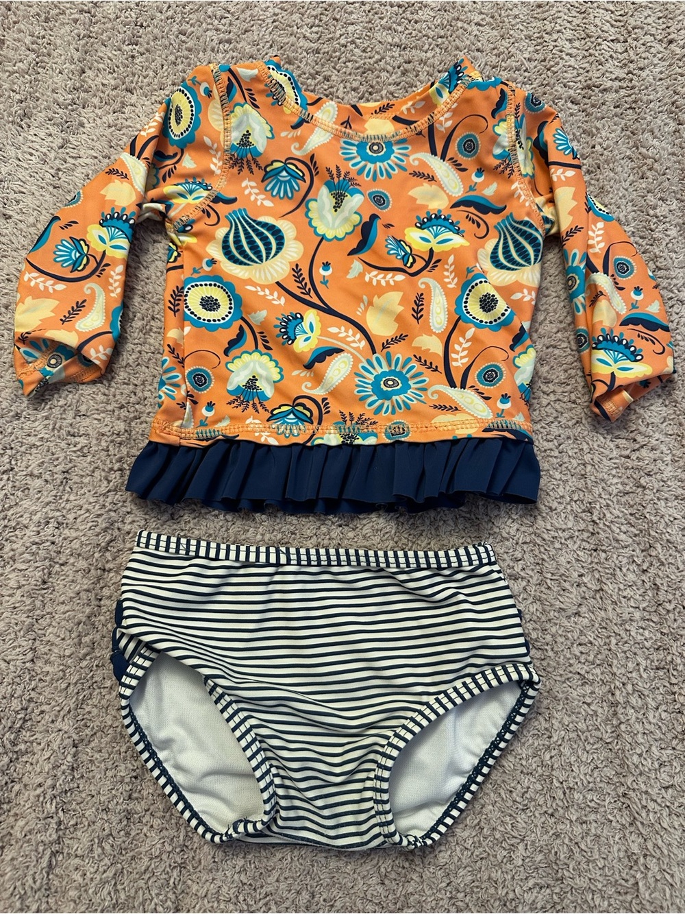 🌸 RuffleButts Salmon Floral Rash Guard Swimsuit Set 🌊 12-18M